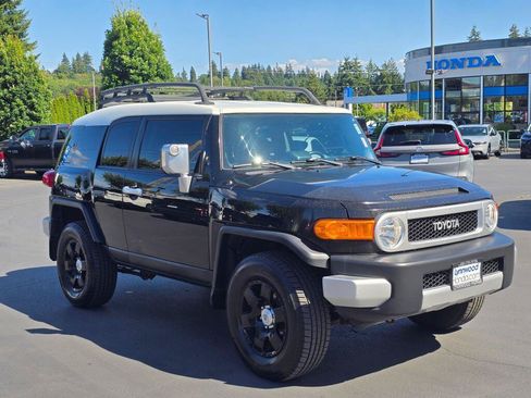 Used 2007 Toyota FJ Cruiser 4WD image 9