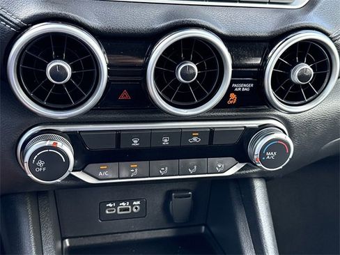 Used 2022 Nissan Sentra SV image 19