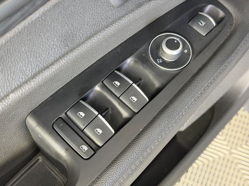 Used 2023 Alfa Romeo Stelvio Sprint RWD image 28