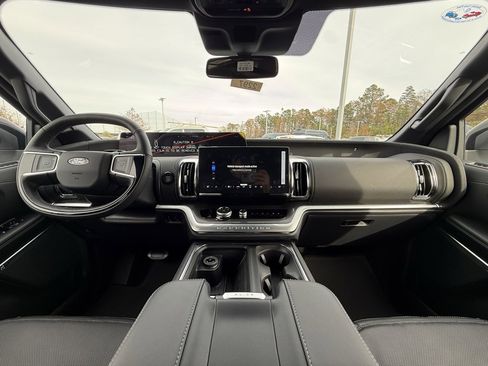 New 2025 Ford Expedition Max Platinum w/ Stealth Performance Package image 31