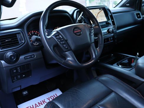 Used 2021 Nissan Titan PRO-4X w/ Pro-4x Convenience Package AWD/4WD image 2