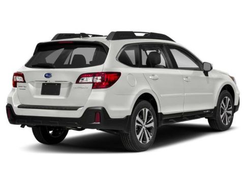 Used 2019 Subaru Outback 2.5i Limited AWD/4WD image 5