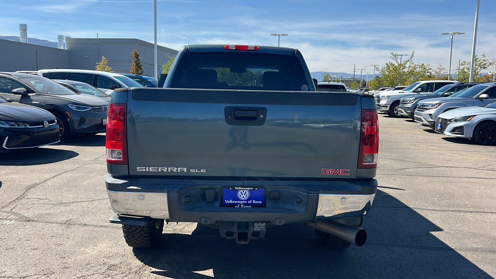 Used 2014 GMC Sierra 2500 SLE w/ SLE Preferred Package AWD/4WD image 6