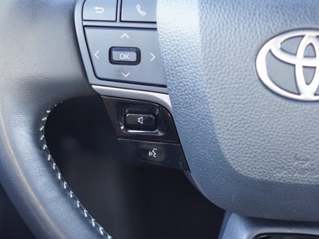 Used 2025 Toyota Camry SE FWD image 22