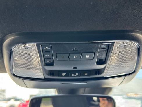 Used 2022 Dodge Durango R/T AWD/4WD image 23