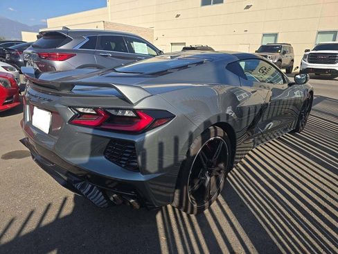 Used 2022 Chevrolet Corvette Stingray Preferred Cpe w/ Z51 Performance Package image 4