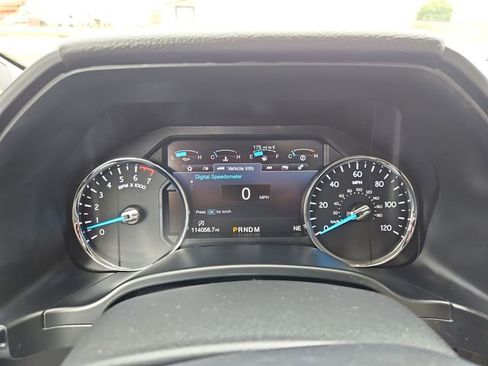 Used 2019 Ford Expedition Platinum image 17