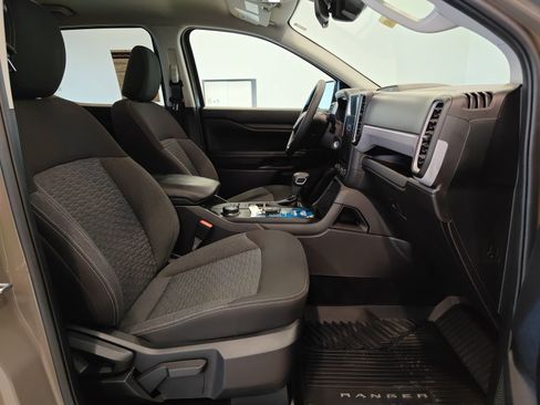 Used 2025 Ford Ranger XL w/ Trailer Tow Package image 17