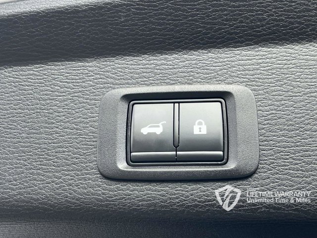 Used 2024 Mitsubishi Outlander SE Black Edition AWD/4WD image 26