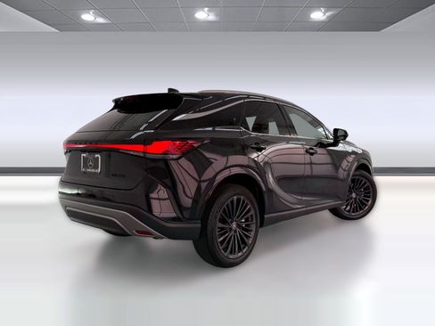 Used 2025 Lexus RX 350 Premium w/ Convenience Package FWD image 8