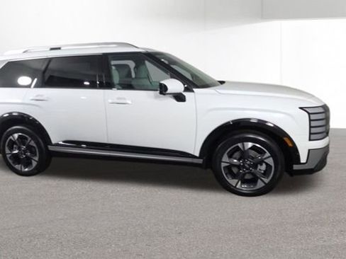 New 2026 Hyundai Palisade Limited image 2