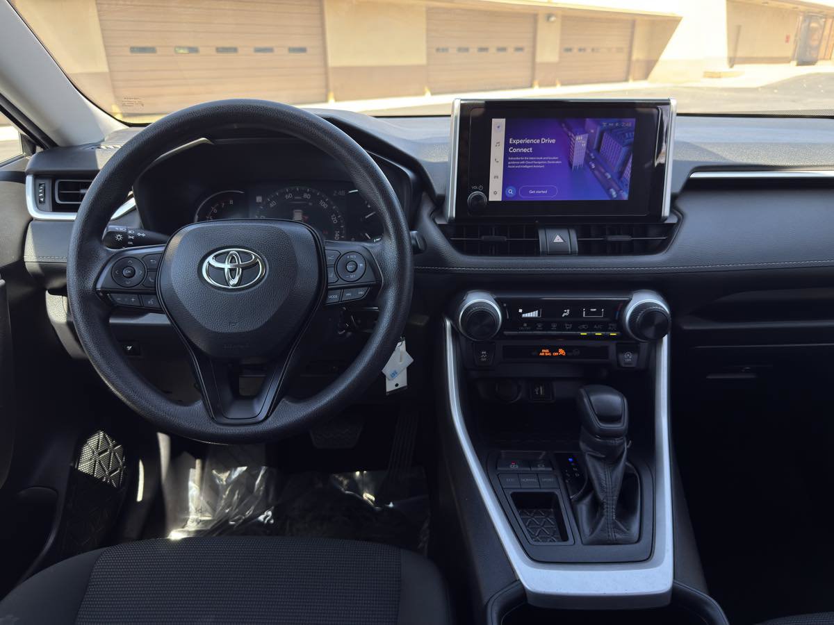 Used 2024 Toyota RAV4 LE FWD image 16