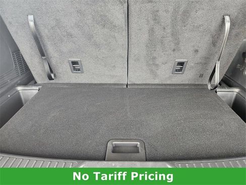 Used 2025 Ford Explorer Active w/ Active Comfort Package image 30