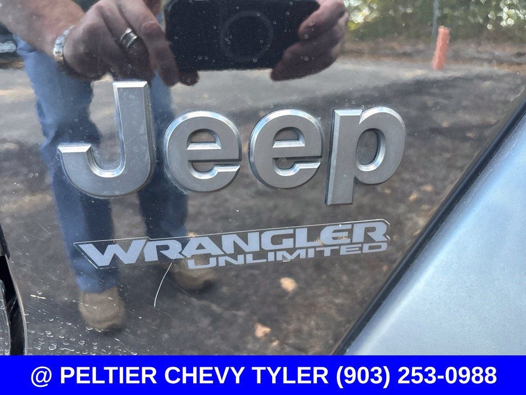 Used 2020 Jeep Wrangler Unlimited Sport AWD/4WD image 9