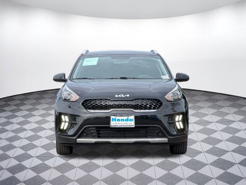 Used 2022 Kia Niro LX image 5