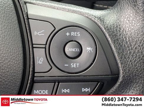 Certified 2025 Toyota RAV4 XLE AWD/4WD image 20