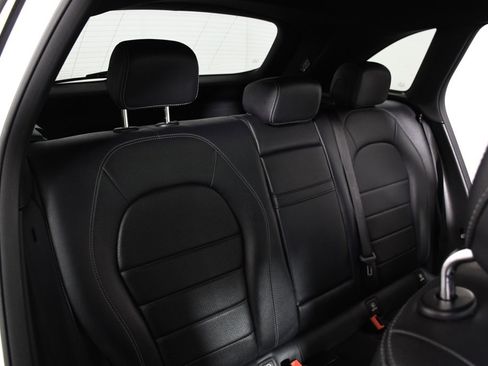 Used 2018 Mercedes-Benz GLC 300 4MATIC image 22