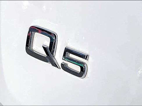 Used 2023 Audi Q5 2.0T Premium image 31