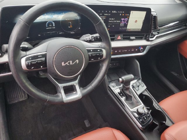 Certified 2024 Kia Sportage SX AWD/4WD image 18