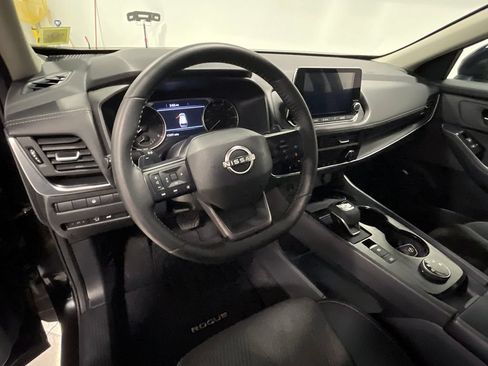 Used 2026 Nissan Rogue SV AWD/4WD image 21