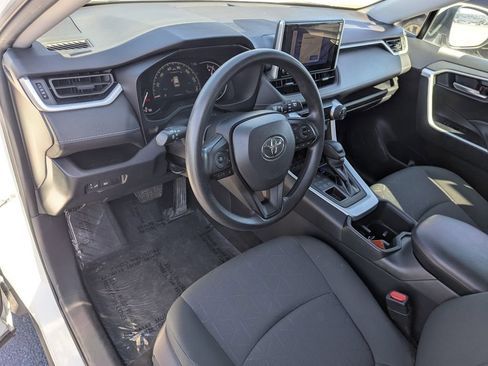 Used 2023 Toyota RAV4 XLE AWD/4WD image 14