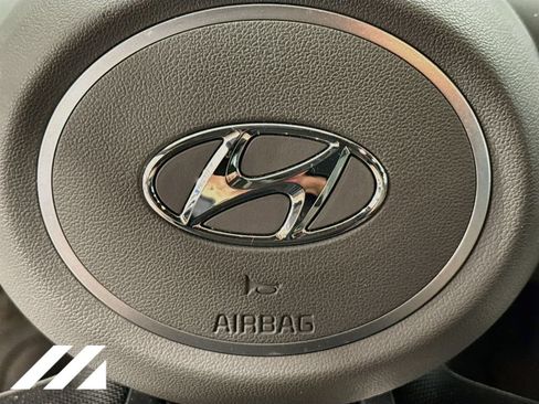 Used 2023 Hyundai Elantra SEL w/ Convenience Package FWD image 32