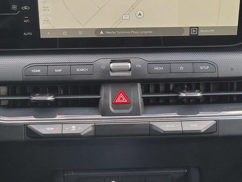 New 2025 Kia K4 GT-Line Turbo w/ GT-Line Sunroof Package FWD image 18