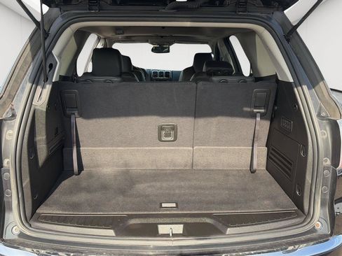 Used 2012 GMC Acadia Denali FWD image 14