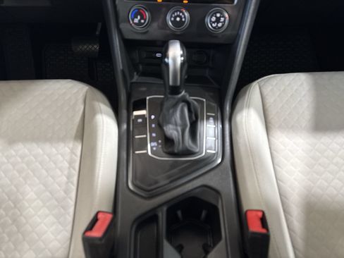 Used 2021 Volkswagen Tiguan S FWD image 20