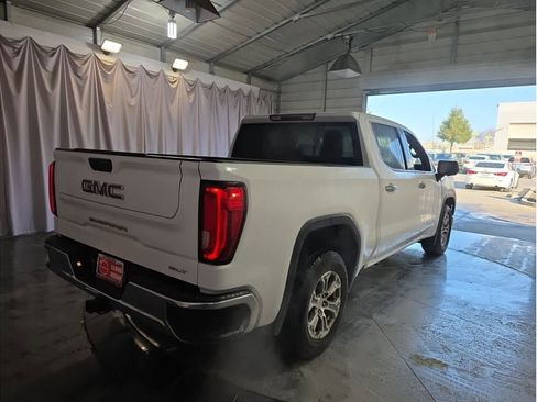 Used 2024 GMC Sierra 1500 SLT image 7