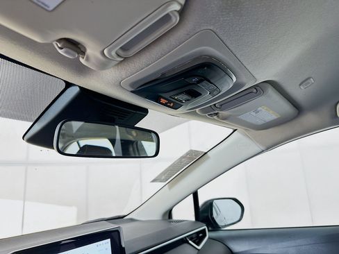 Used 2023 Toyota Corolla LE FWD image 18