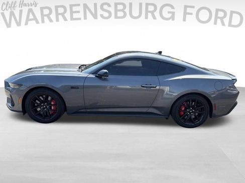 Used 2026 Ford Mustang GT Premium RWD image 4