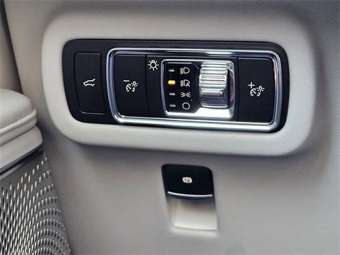 New 2026 Lincoln Nautilus Reserve image 21