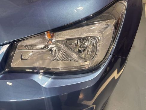 Used 2018 Subaru Forester 2.5i Premium AWD/4WD image 2