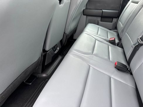 New 2026 Ford F250 XL w/ F-250 >10K GVWR Package image 12