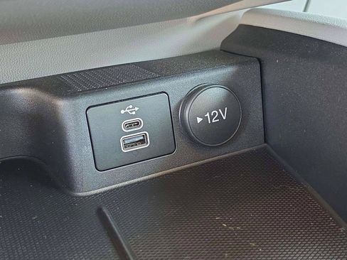 Used 2025 Ford Escape SE FWD image 24