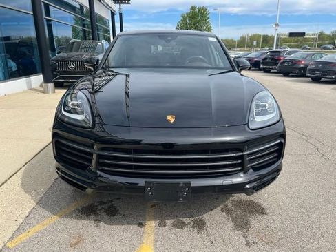 Used 2023 Porsche Cayenne Platinum Edition AWD/4WD image 1