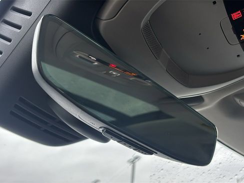 Certified 2023 Volvo XC90 B6 Core w/ Climate Package image 25