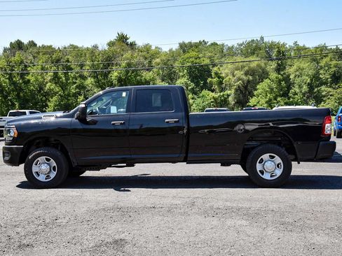 Used 2024 RAM 2500 Tradesman w/ Snow Chief Group AWD/4WD image 6