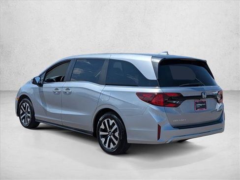 Used 2026 Honda Odyssey EX-L image 9