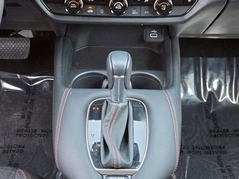 Used 2024 Honda HR-V Sport image 29