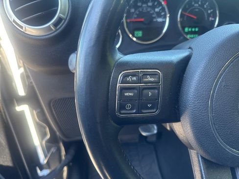 Used 2013 Jeep Wrangler Unlimited Sahara w/ Connectivity Group image 13