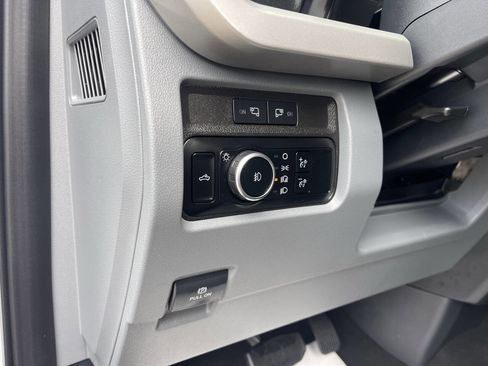 Used 2024 Ford F250 XLT w/ FX4 Off-Road Package AWD/4WD image 17