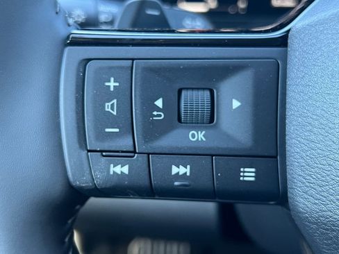 New 2026 Nissan Pathfinder SL AWD/4WD image 18