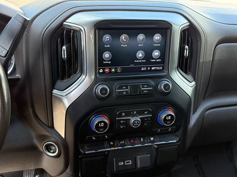 Used 2022 Chevrolet Silverado 1500 LT AWD/4WD image 26