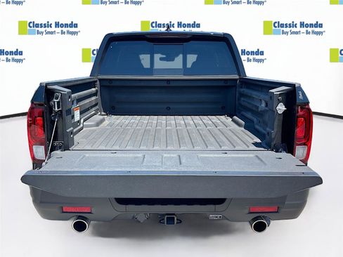 Certified 2025 Honda Ridgeline RTL image 31