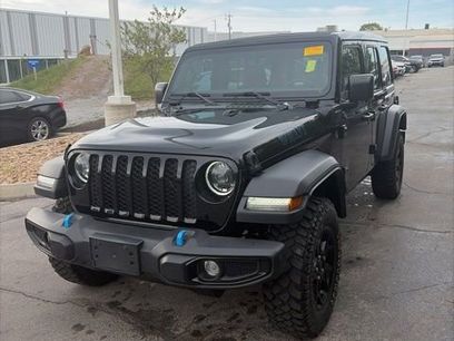 Used 2023 Jeep Wrangler Unlimited w/ Sun & Screen Package