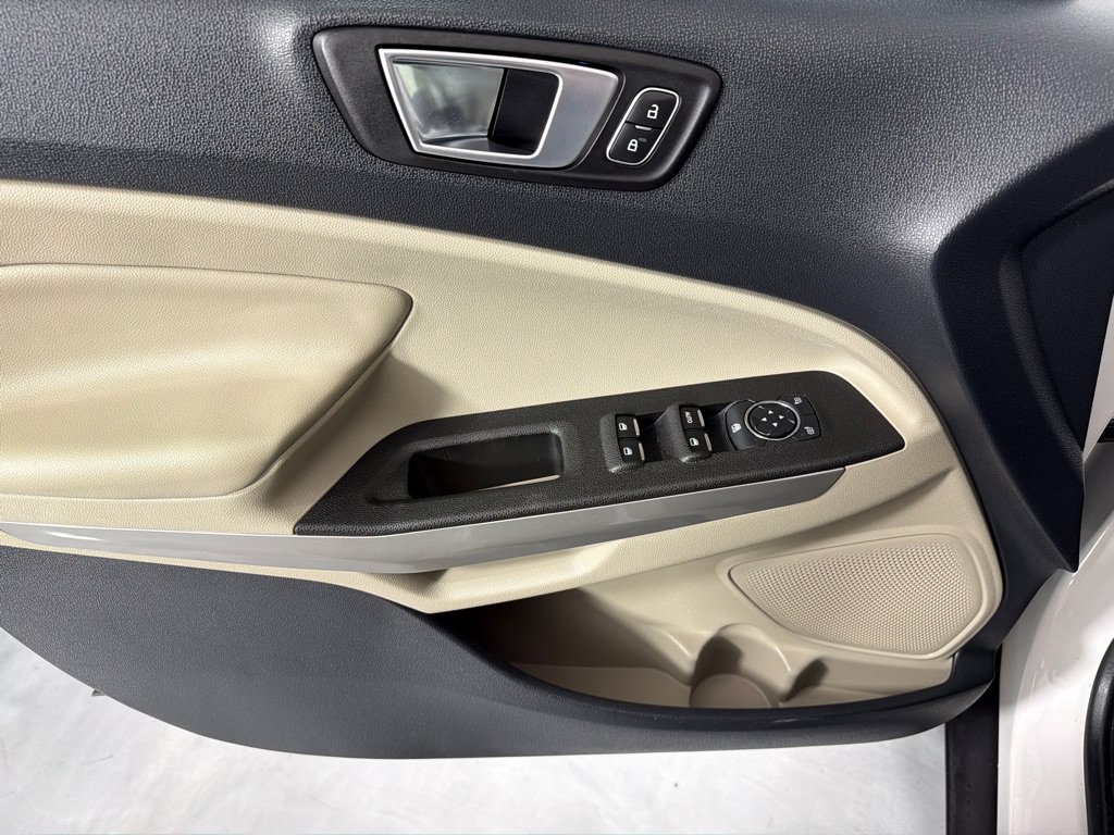 Used 2018 Ford EcoSport Titanium FWD image 11