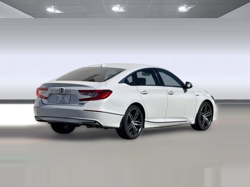 Certified 2021 Honda Accord Touring image 9