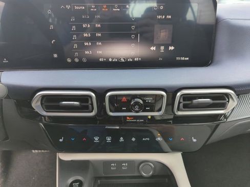 New 2026 Nissan Sentra SL w/ Floor Mat Package FWD image 23